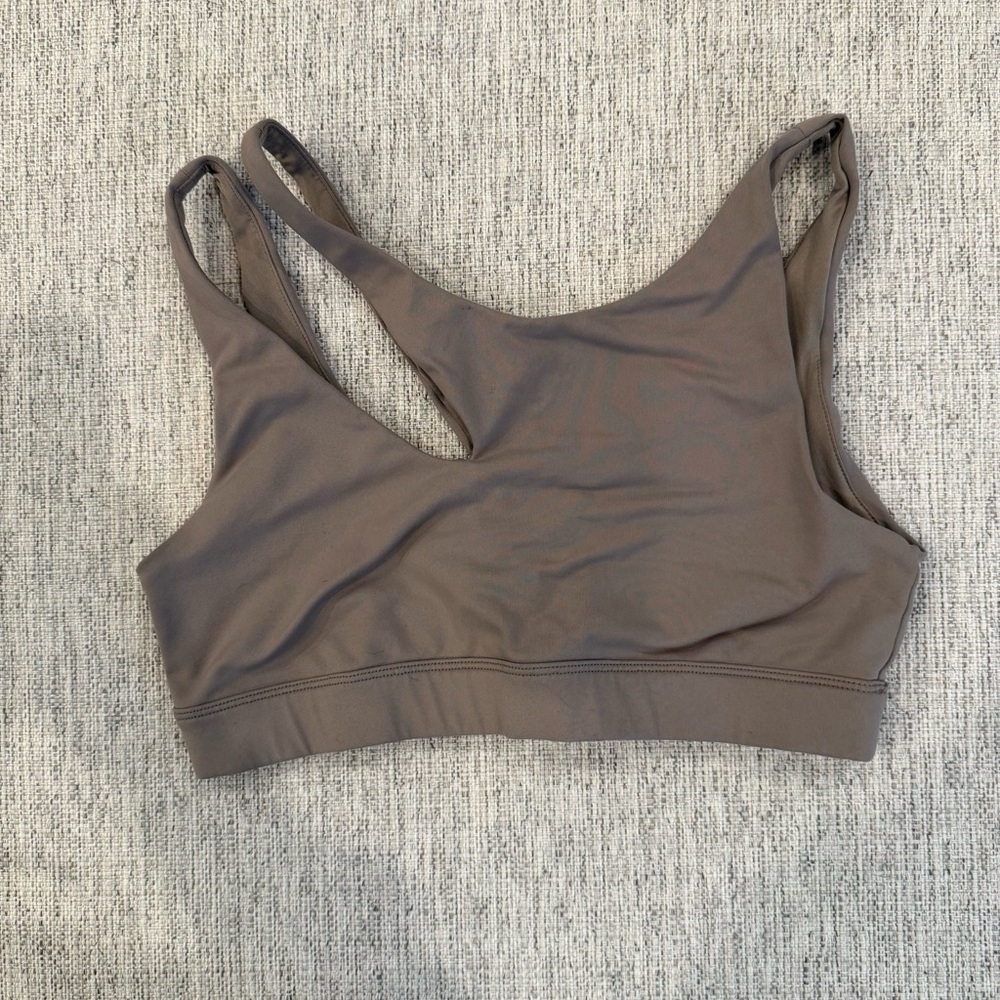 ALO Peak Sports Bra